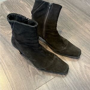 La Canadienne Black Suede Boots- size 10